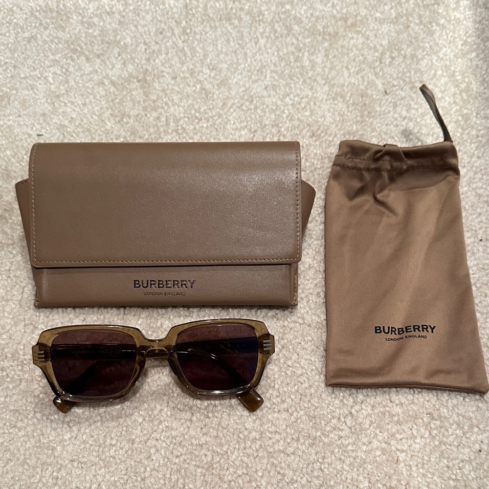 Burberry Tan Sunglasses with Case and Pouch